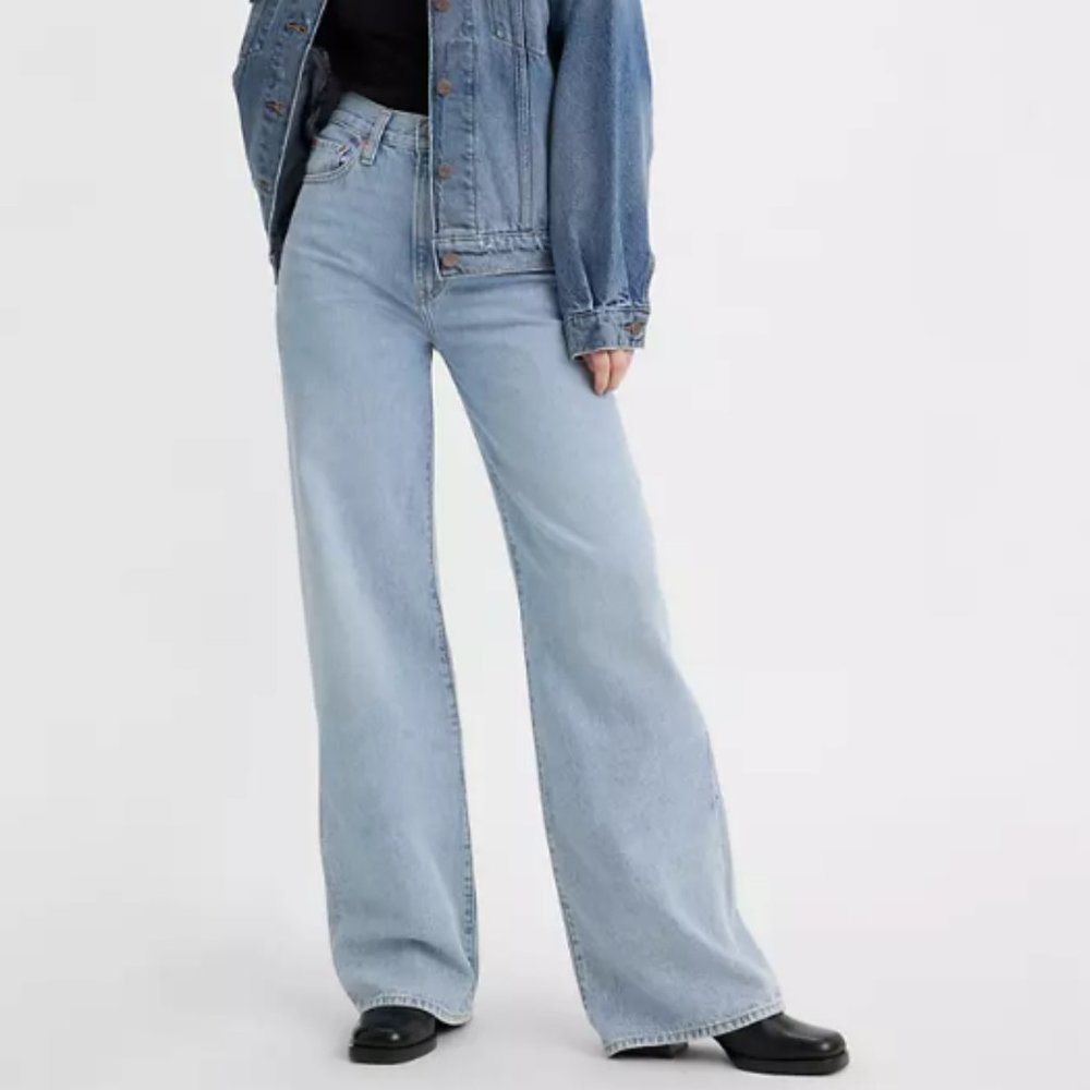 Levi's® Premium RIBCAGE WIDE LEG WOMEN'S JEANS - Size 25 x 34